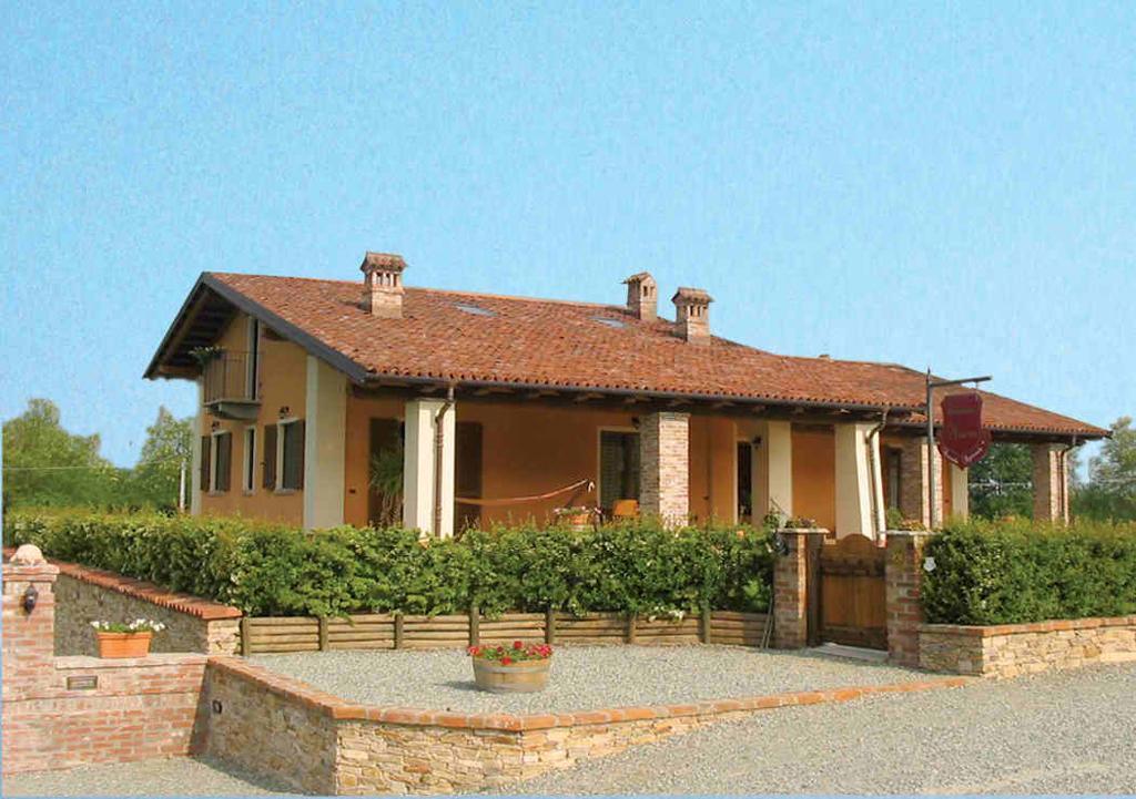 Agriturismo Il Nido Di Bacco Villa Saluzzo Exterior photo